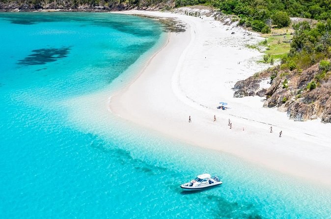 Rayglass Protector - Standard Private Charter - Whitsundays